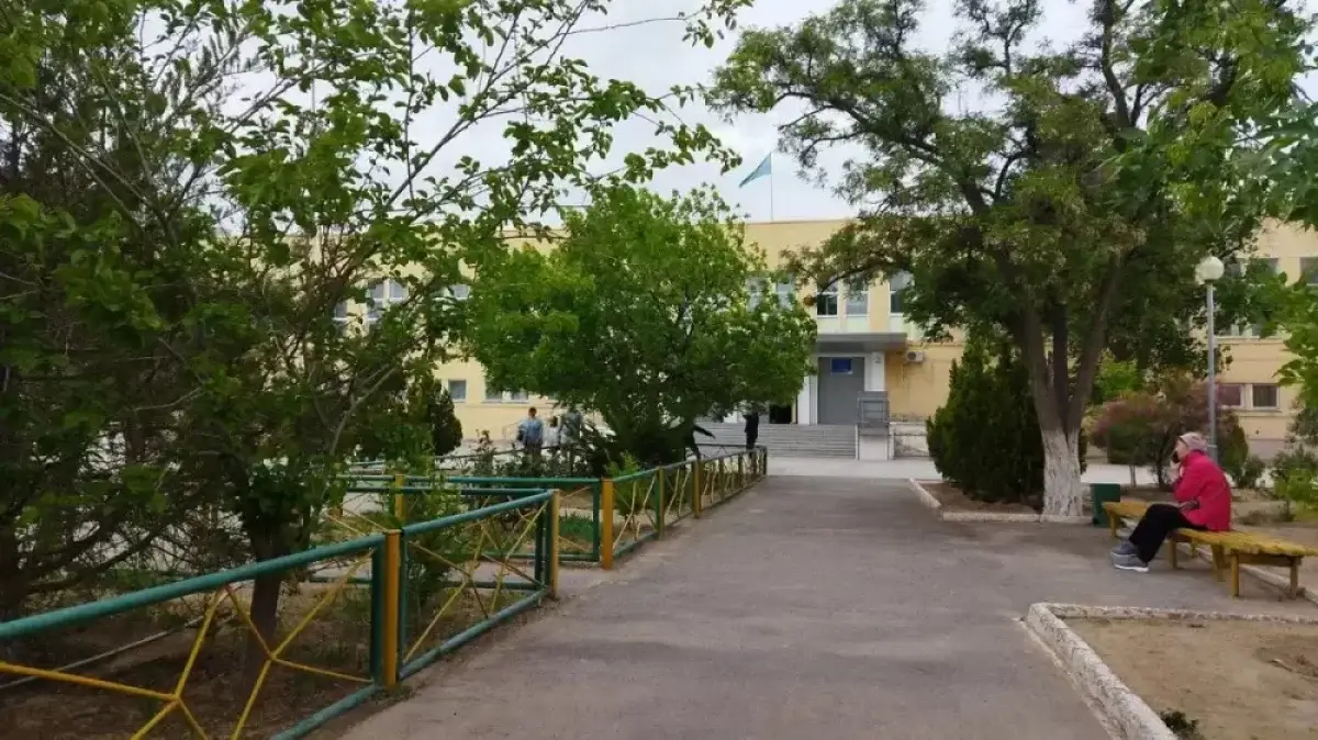 В Актау охранник школы домогался ученицы