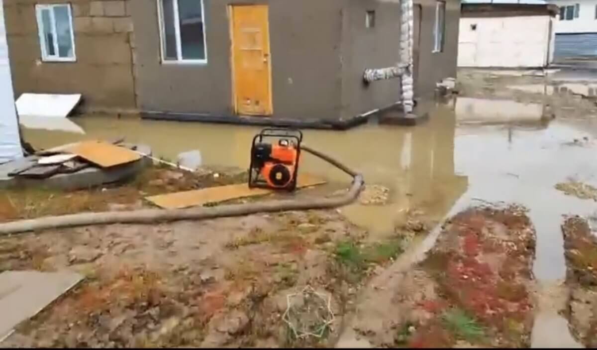 Дворы затопило в Акмолинской области после ливней