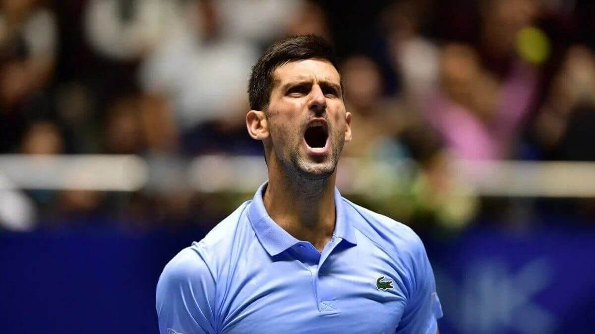 Джокович сенсационно снялся с турнира