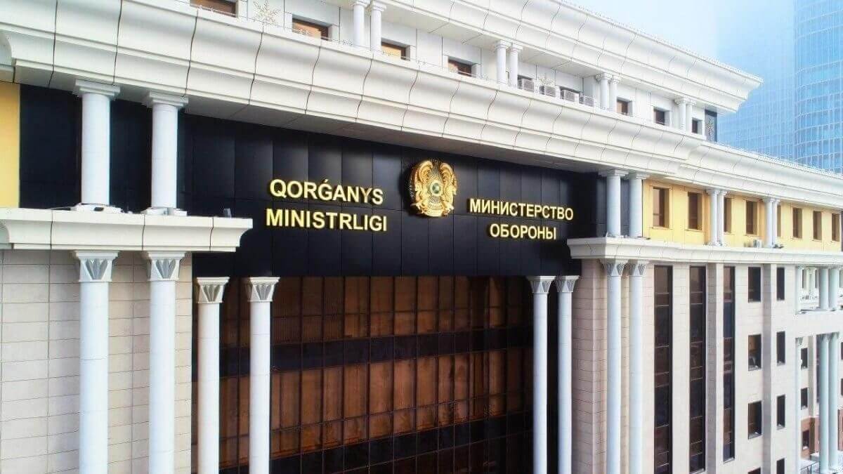 Минобороны: три человека погибли в Арыси