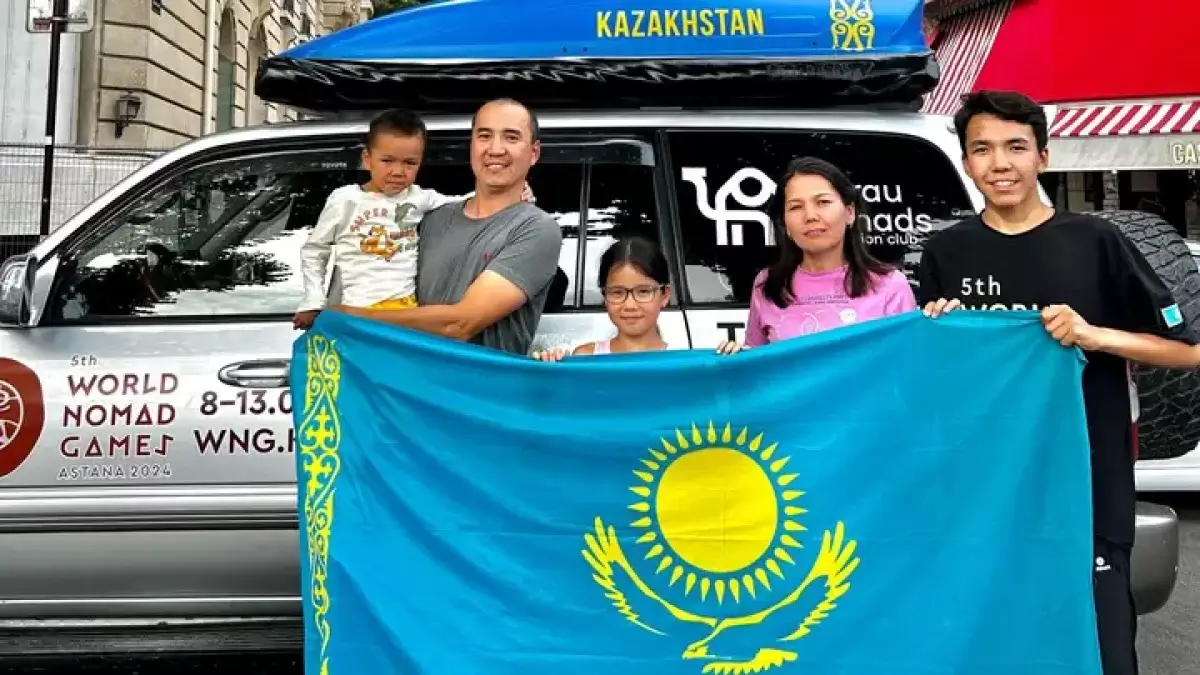 Из Атырау на авто доехала семья на Олимпиаду в Париж