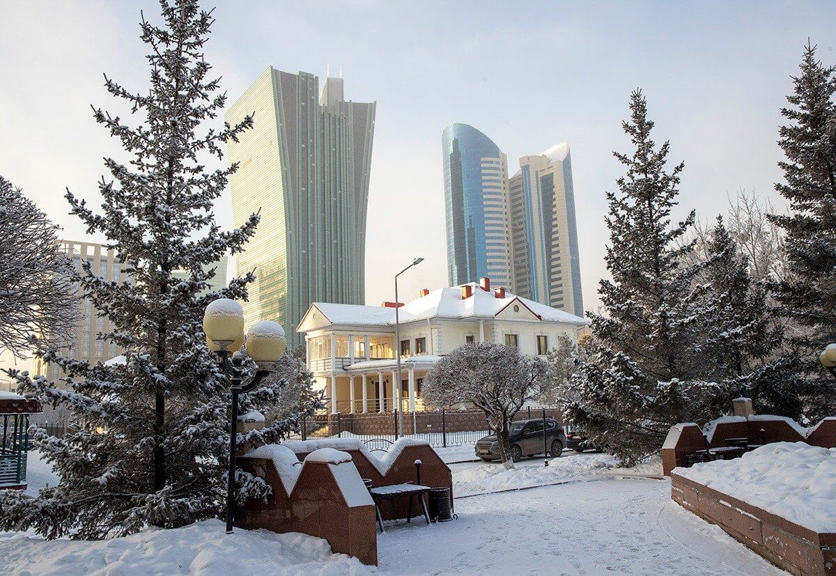 Метель, снег и морозы ожидаются в Казахстане 17 декабря