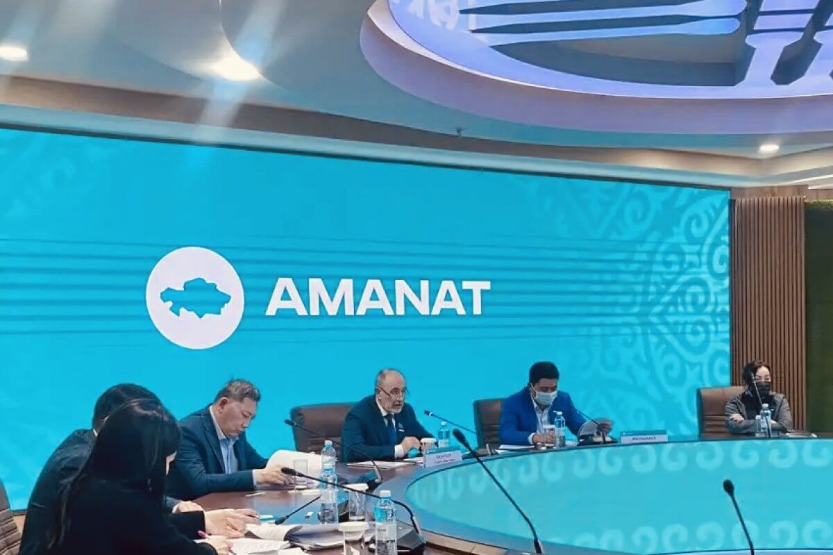 Партия AMANAT потребовала ускорить строительство соцобъектов в Акмолинской области