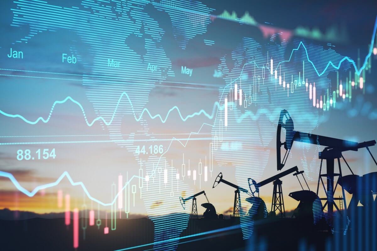 Нефтяные качели: ОПЕК+ разгоняет добычу, Трамп давит пошлинами