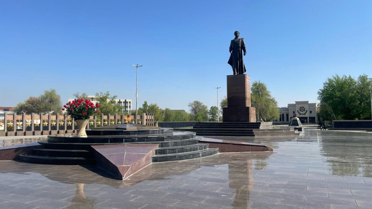 "Ардагерлерге мың алғыс": в Жамбыле стартовал автопробег благодарности ветеранам