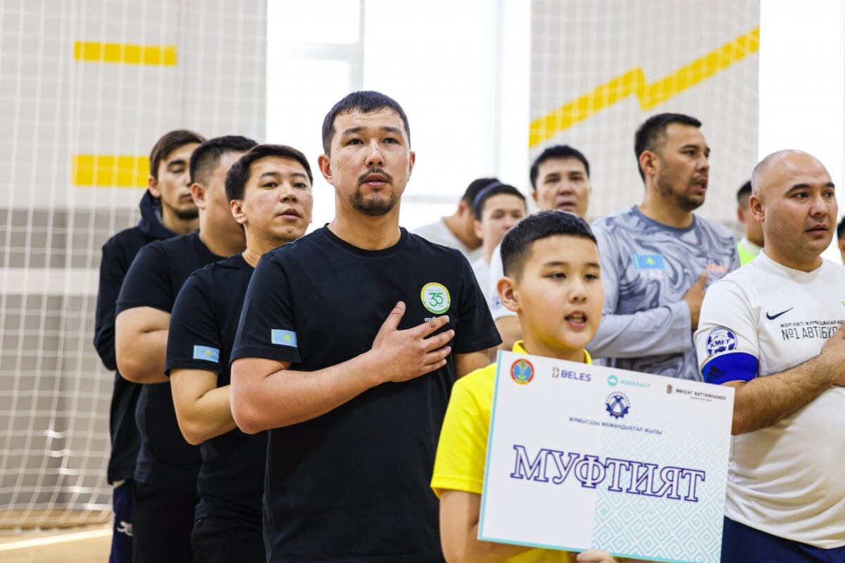 В Астане стартовал турнир по футзалу в честь Бекзата Саттарханова