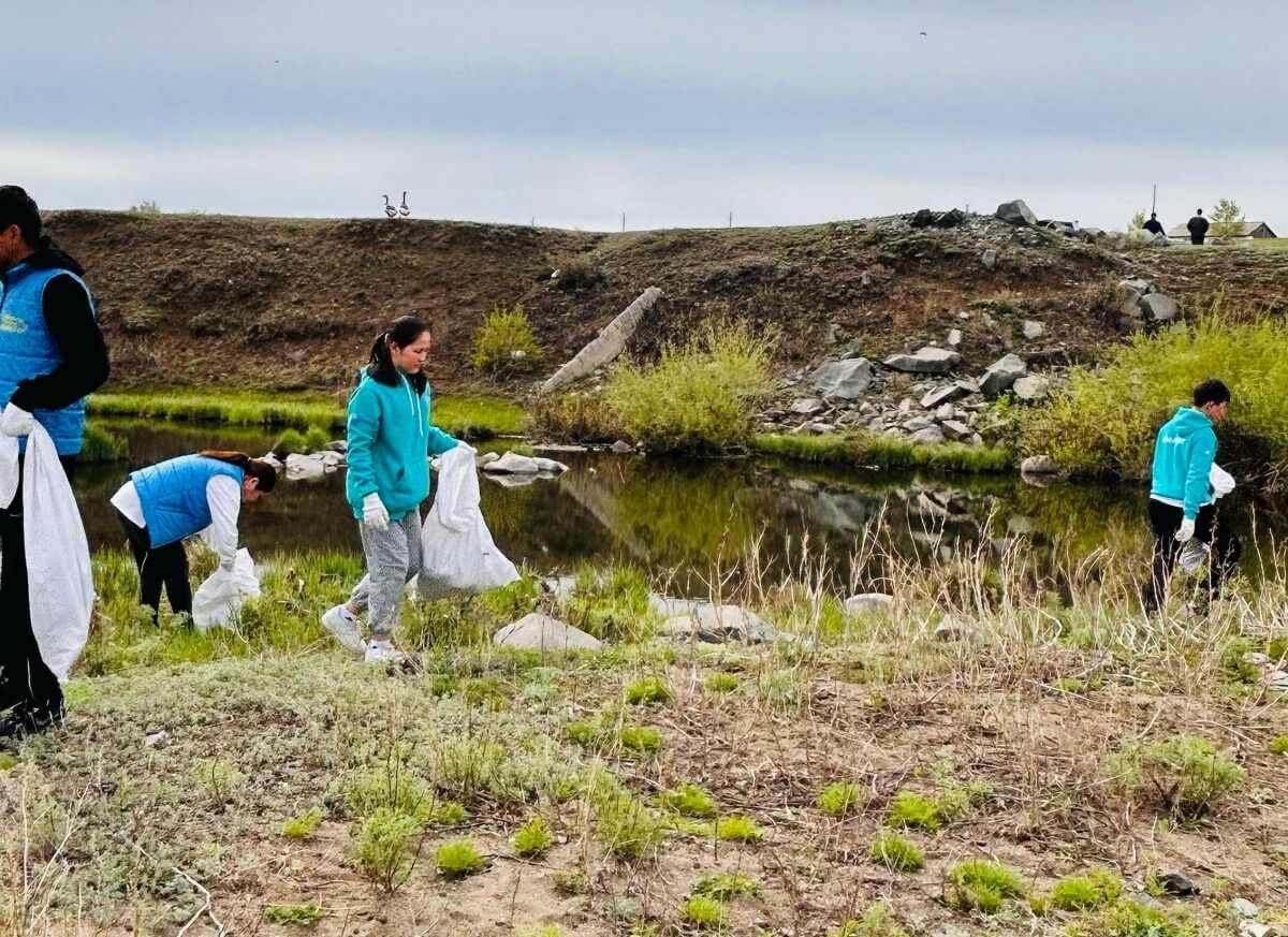Партия AMANAT: акция “Таза бейсенбі” – прямой путь к формированию экологической культуры