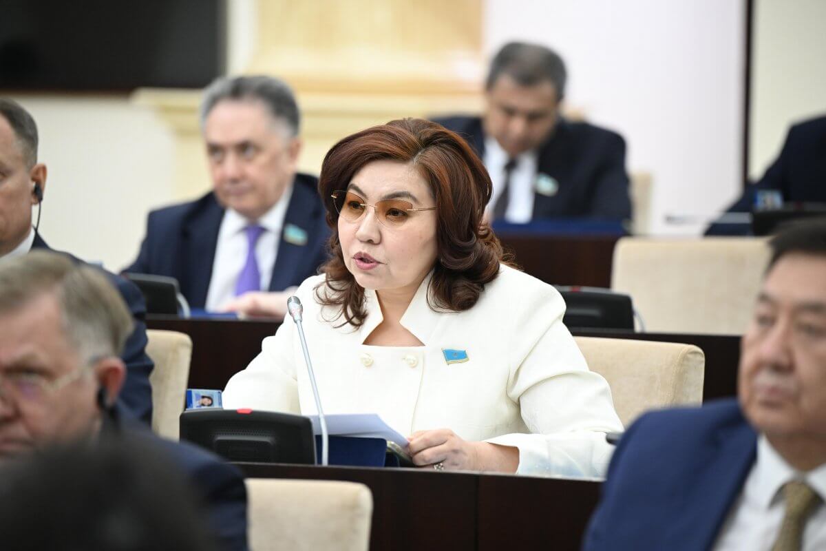 Проблему нетрадиционной медицины подняла сенатор