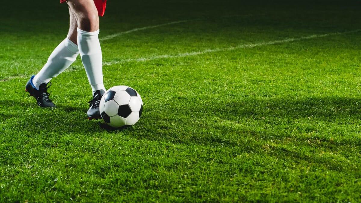 Футболисты подрались во время матча "Экибастуз" – "Актобе"