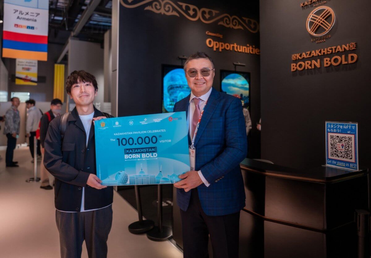 100-тысячного посетителя встретили в павильоне Казахстана на EXPO 2025 в Осаке
