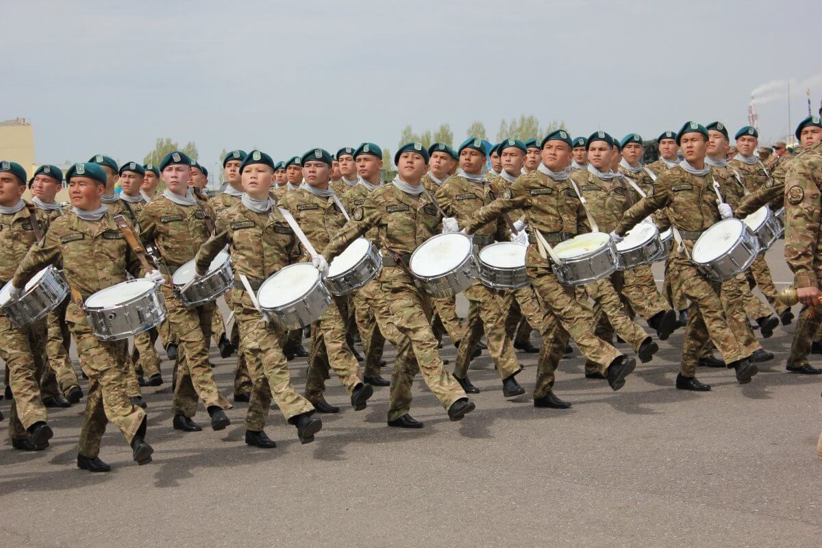Как проходит подготовка к военному параду в Астане