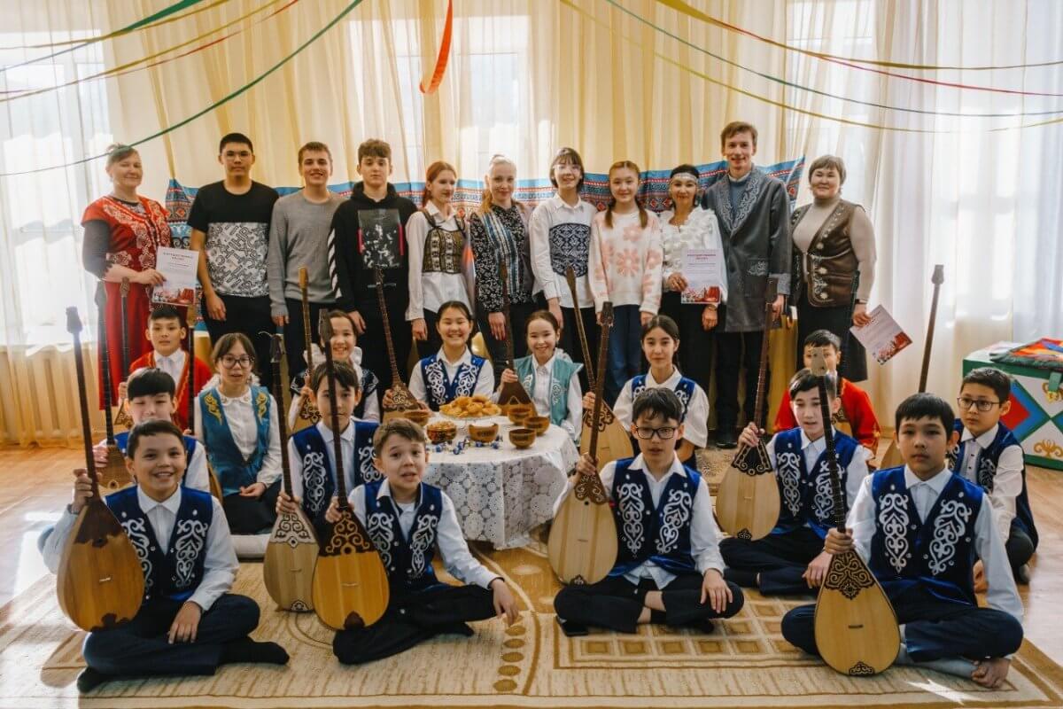 “Мы не про “песни и пляски”: как Центр русской культуры вносит вклад в развитие ЗКО