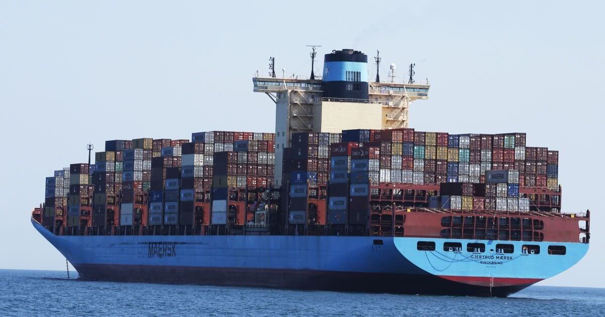 В Эмиратах построят гигантские корабли для Казахстана