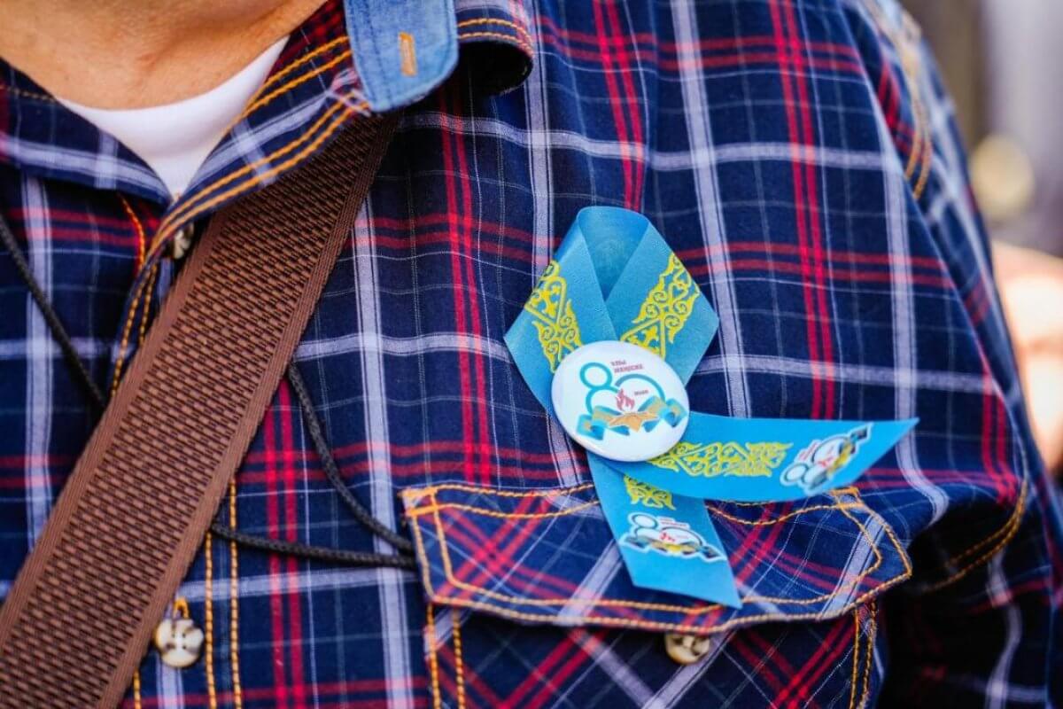 Ленты Победы начали раздавать бесплатно жителям и гостям Астаны