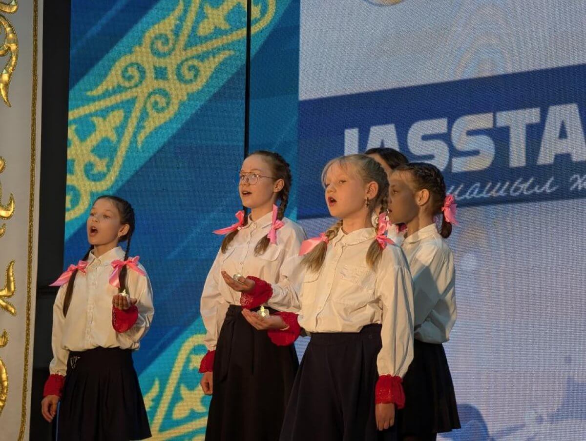 Фестиваль творческой молодежи посвятили 80-летию Победы в Абайском районе