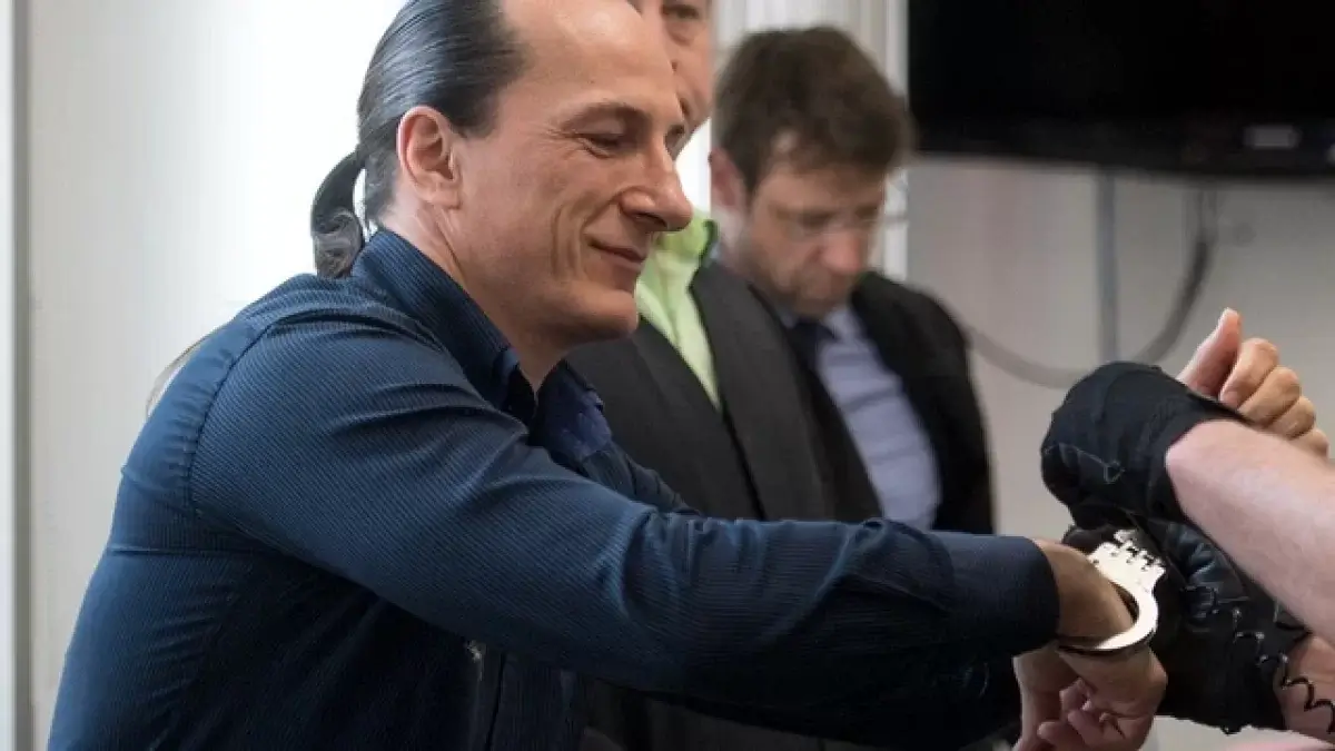 Короля Германии и его свиту арестовали по решению прокуратуры страны