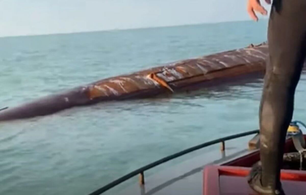 "Ядерная подлодка" в Каспии оказалась корабельной рухлядью (ВИДЕО)