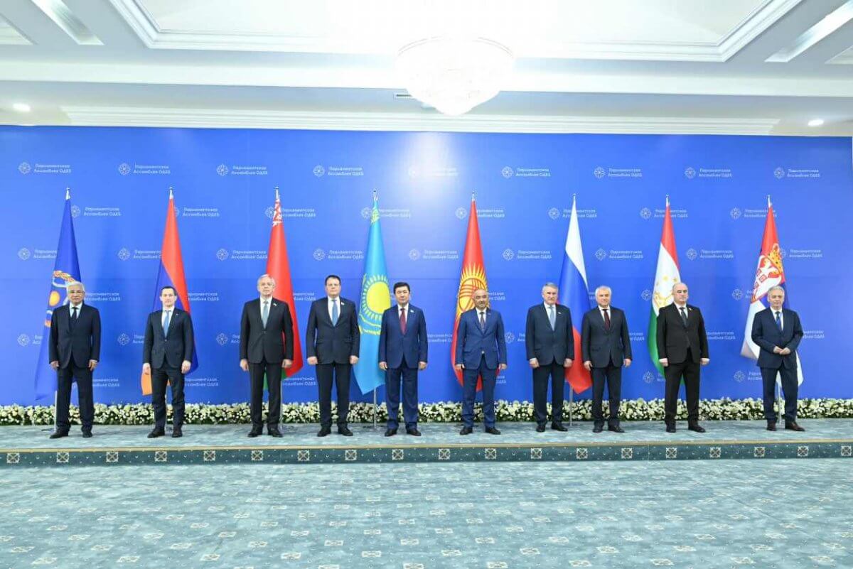 Спикер Мажилиса выступил на заседании Парламентской Ассамблеи ОДКБ в Бишкеке