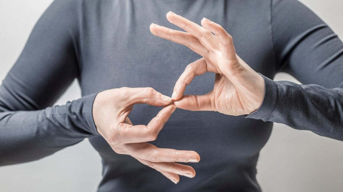 Жестовый язык станет официальным языком в Казахстане