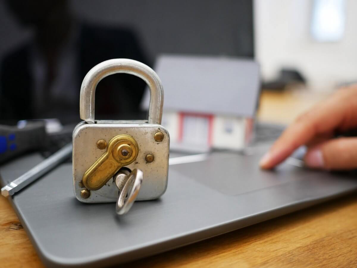 Жилищные выплаты ограничат: что меняется для силовиков Казахстана