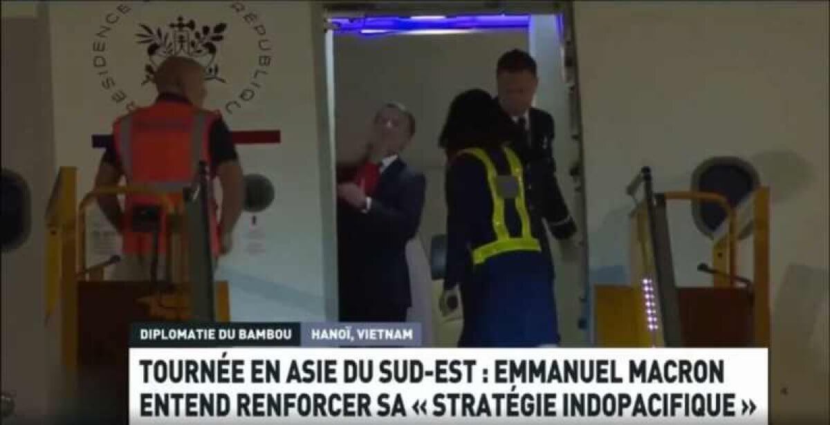 За что президент Франции получил пощечину от супруги