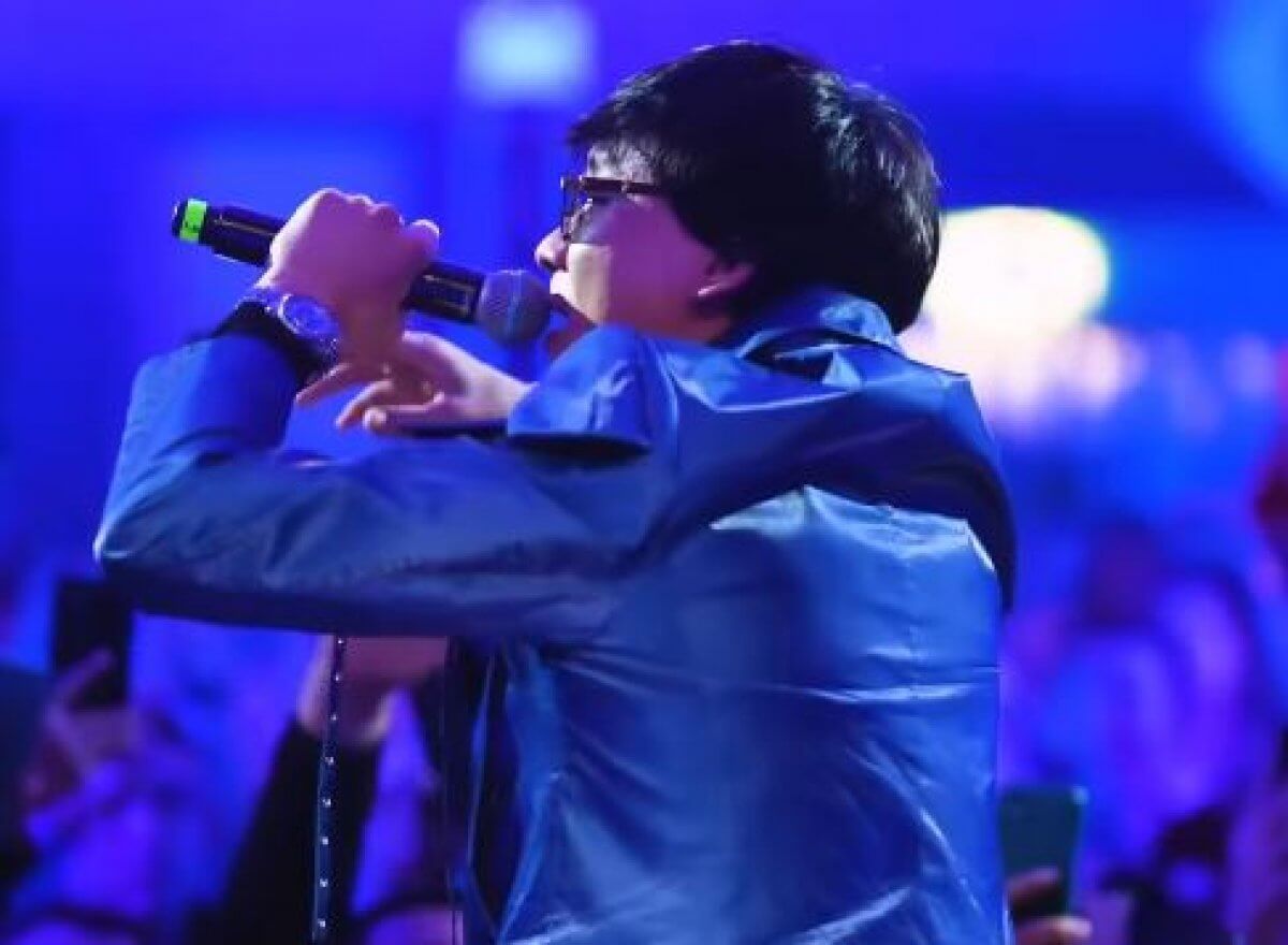 Кайрата Нуртаса едва не разорвали фанаты