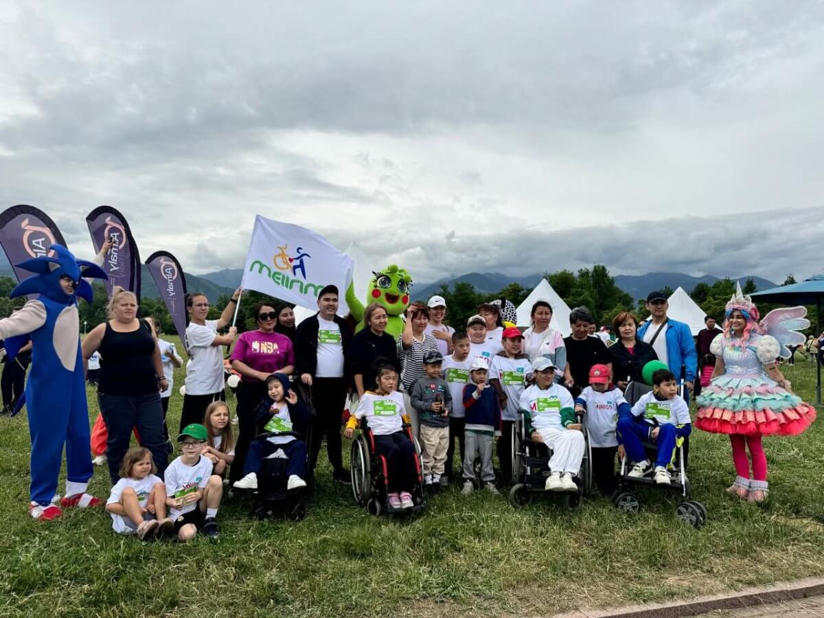 Уникальный детский забег состоялся в Алматы