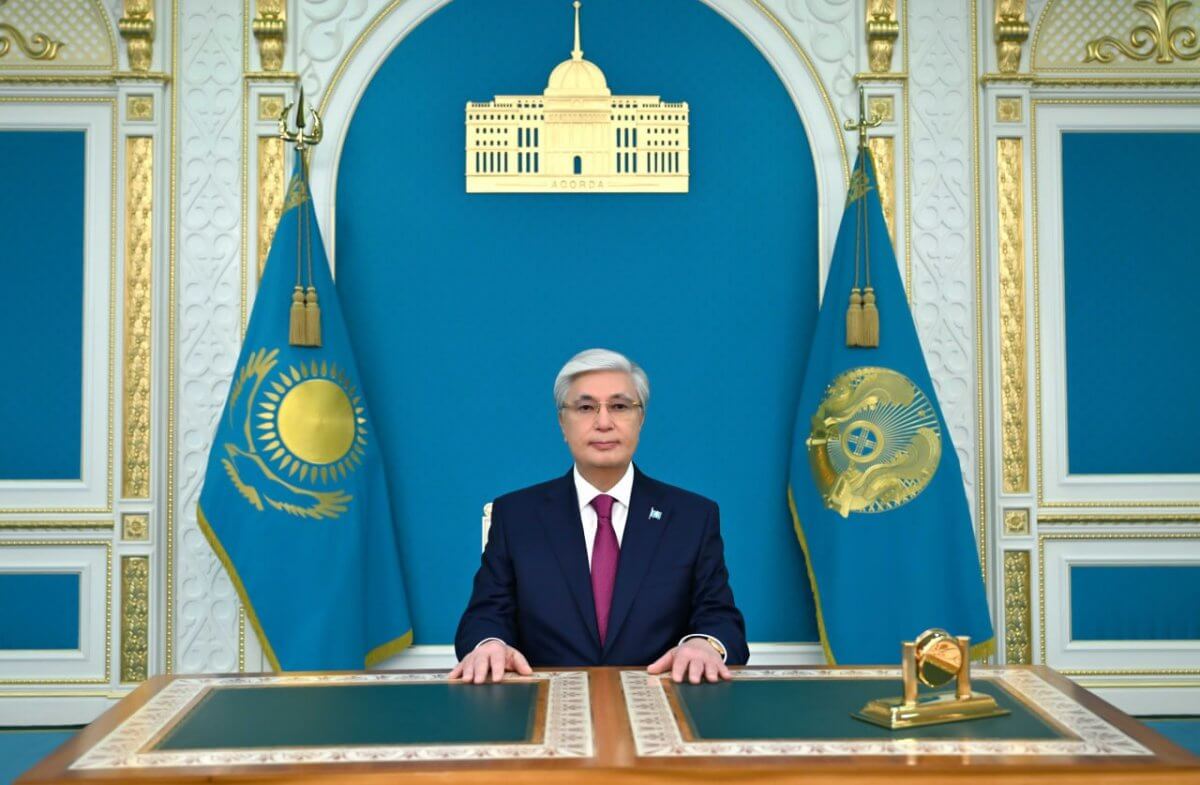 Токаев поздравил ветеранов космической отрасли