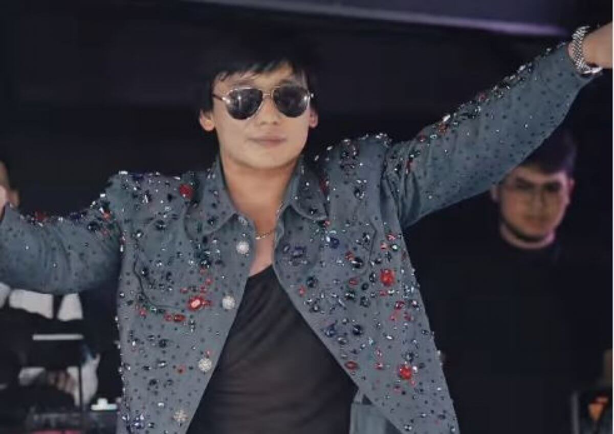 Кайрата Нуртаса сравнили с Филиппом Киркоровым