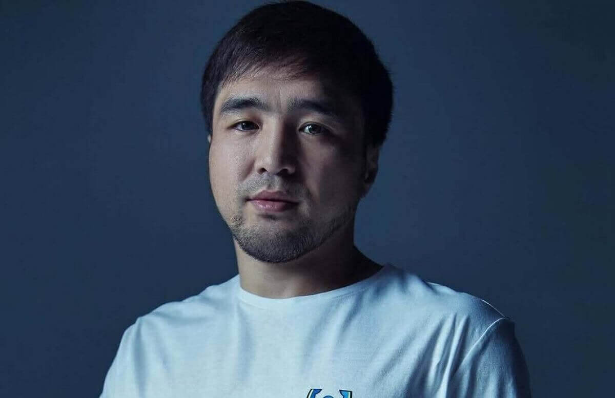 Зачем Елдос Сметов покидал Казахстан