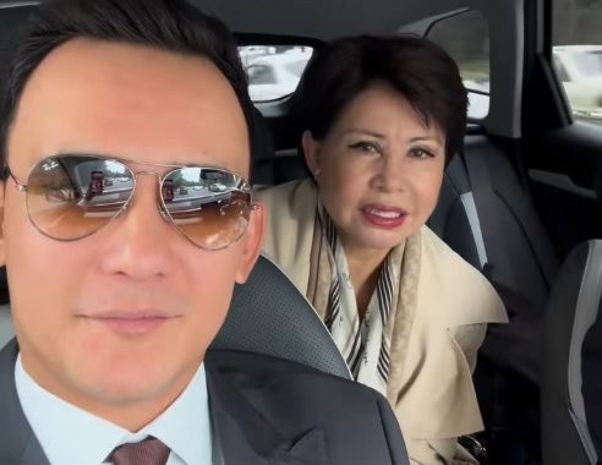 Совместный трек Розы Рымбаевой и сыновей покоряет YouTube (ВИДЕО)