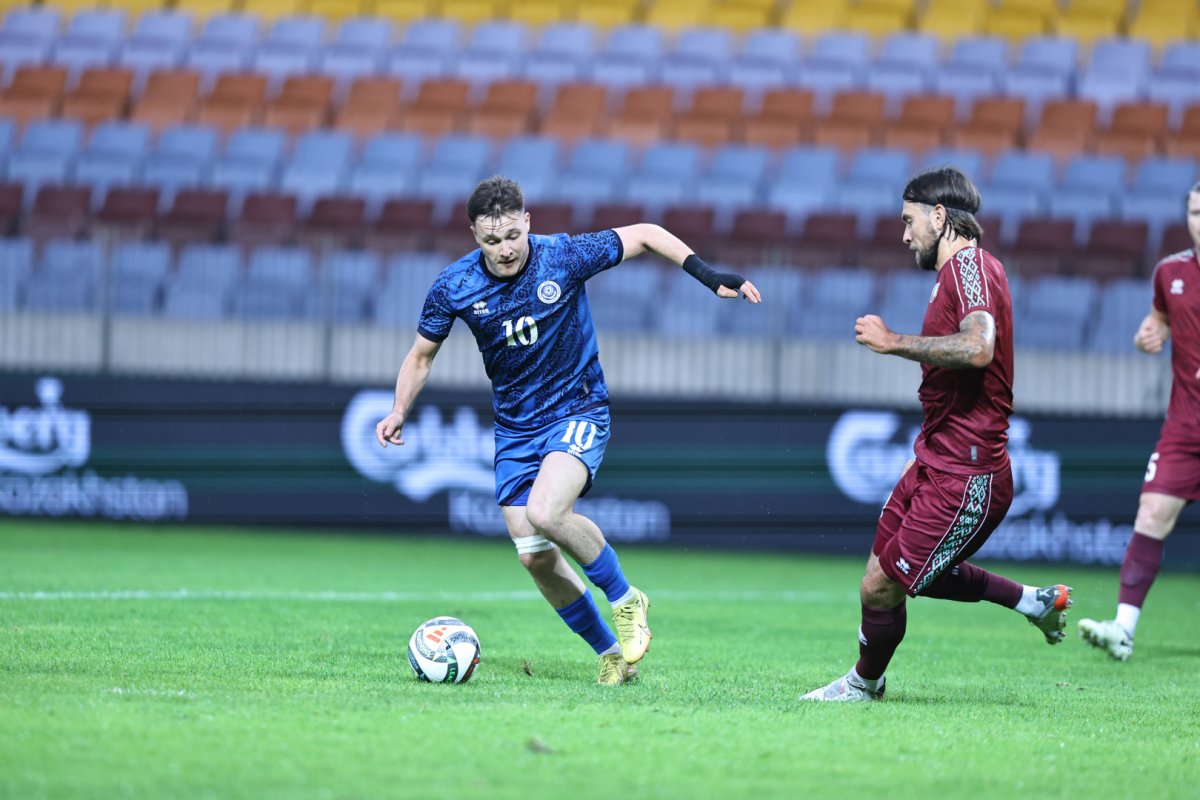 Казахстан проиграл с крупным счетом сборной Беларуси по футболу