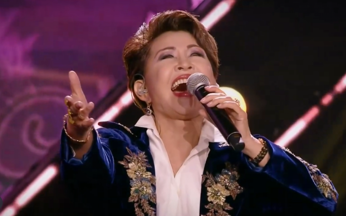 Роза Рымбаева с сыновьями выступит в Туркестане