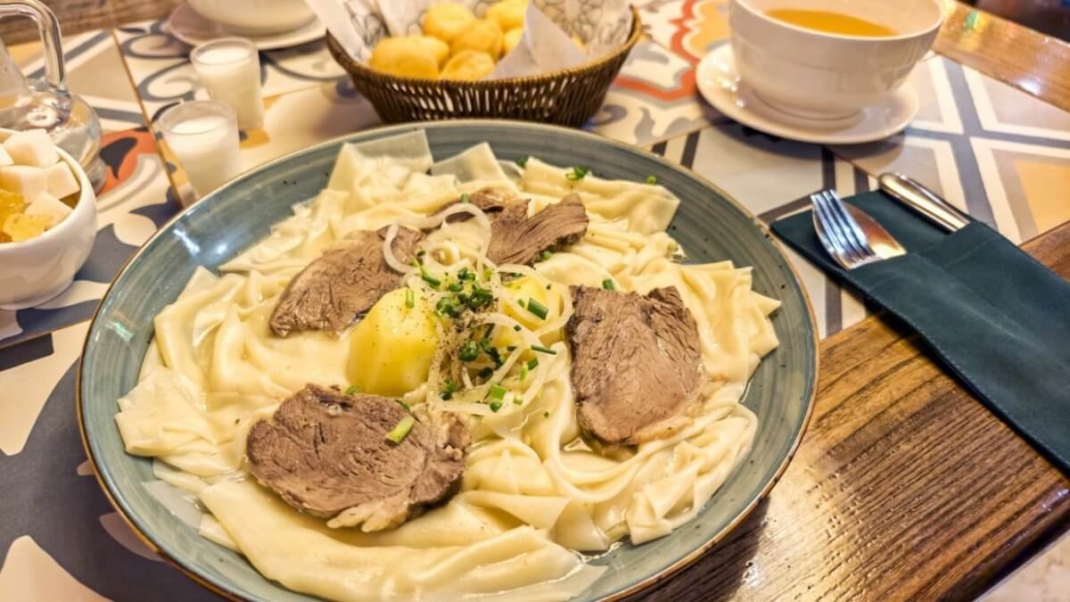 Массовое отравление на кыз узату произошло в Павлодаре