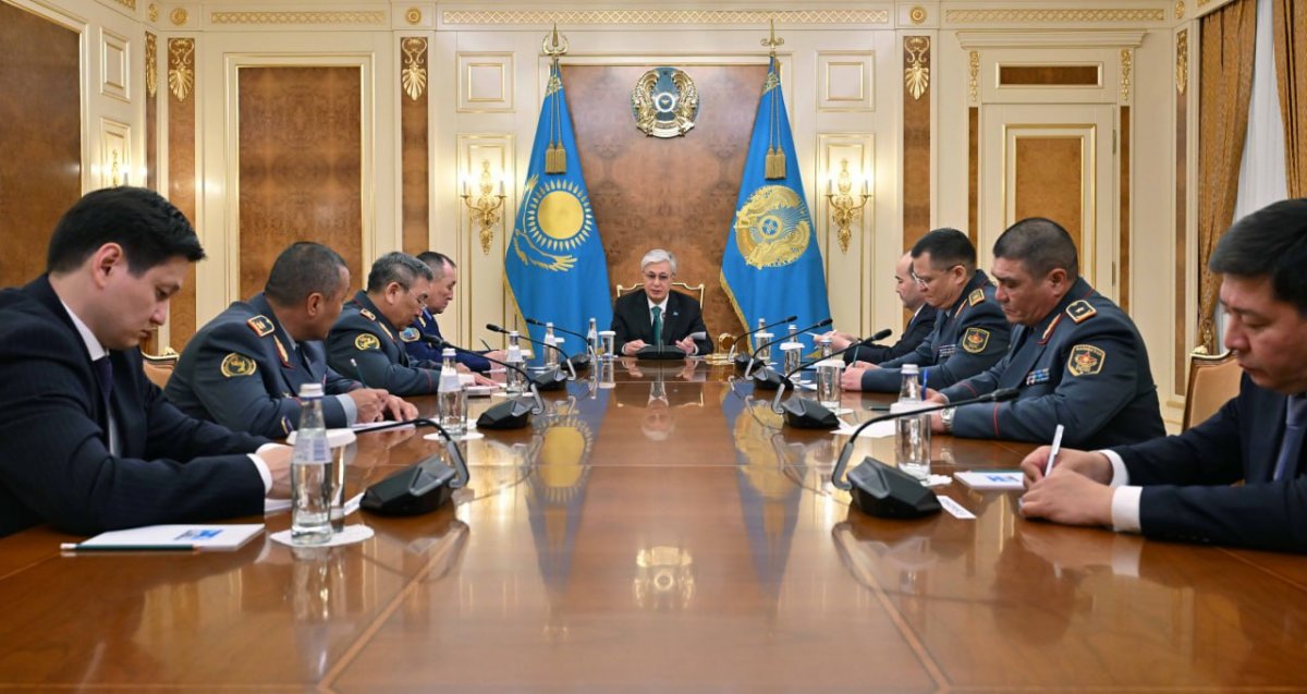 Токаев провел совещание с руководящим составом Минобороны