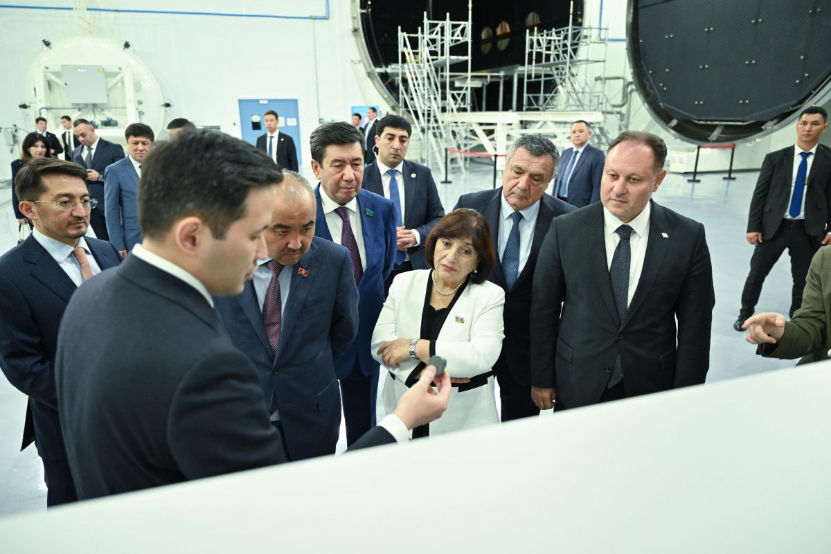 Национальный космический центр презентовал спутники будущего