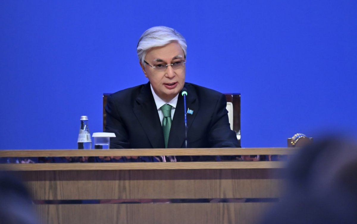 Президент поручил усилить работу по профилактике правонарушений