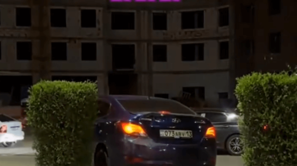 Газон — не преграда: водитель устроил беспредел в Астане