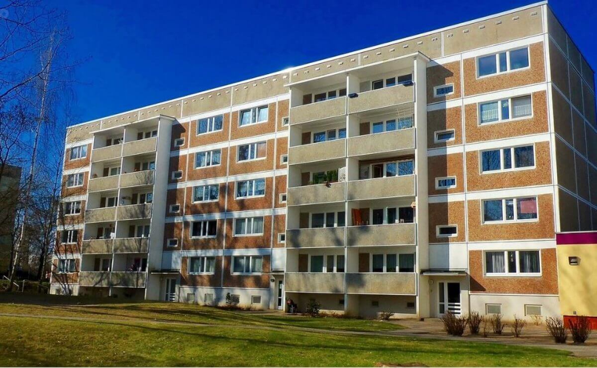 Новостройка или вторичка: что выбрать казахстанцам при покупке квартиры