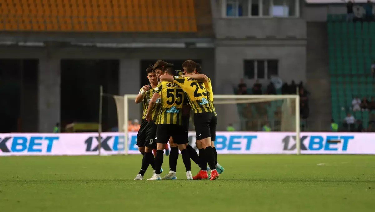 “Кайрат” – “Туран”: где смотреть прямую трансляцию матча