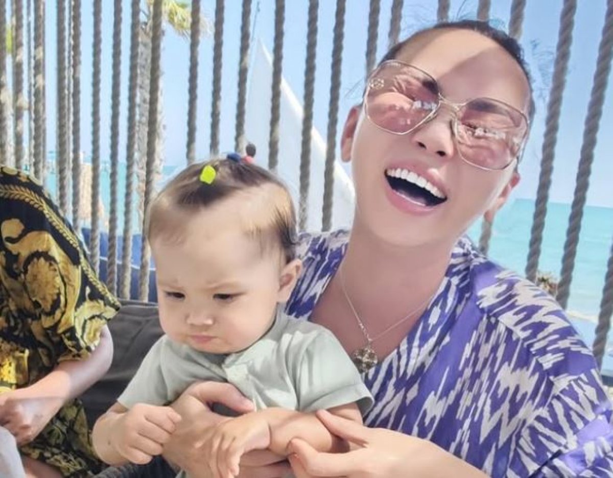 Баян Алагузова провела творческий конкурс в Турции