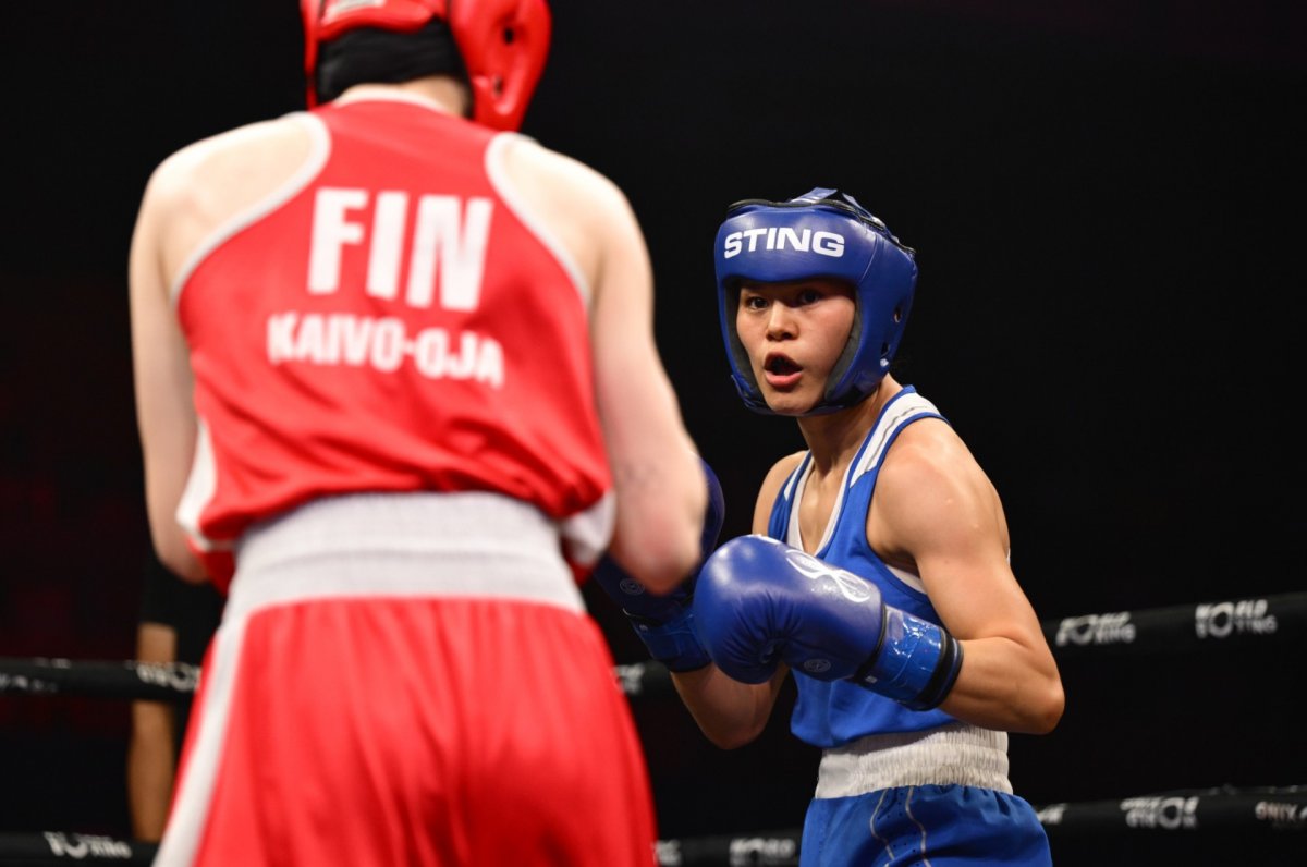 Казахстанка завоевала серебро этапа Кубка мира по боксу в Астане