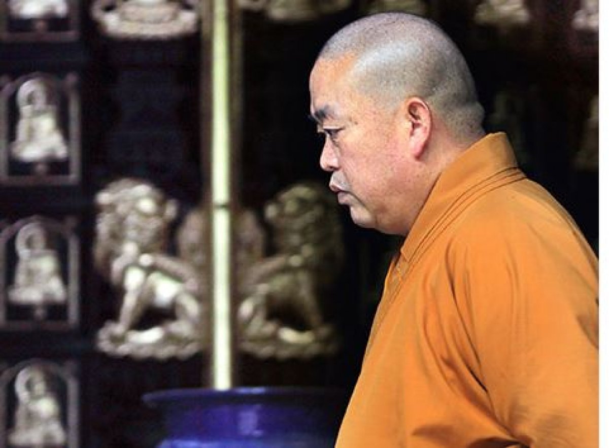 Настоятеля храма Шаолинь заподозрили в связях с женщинами и растратах