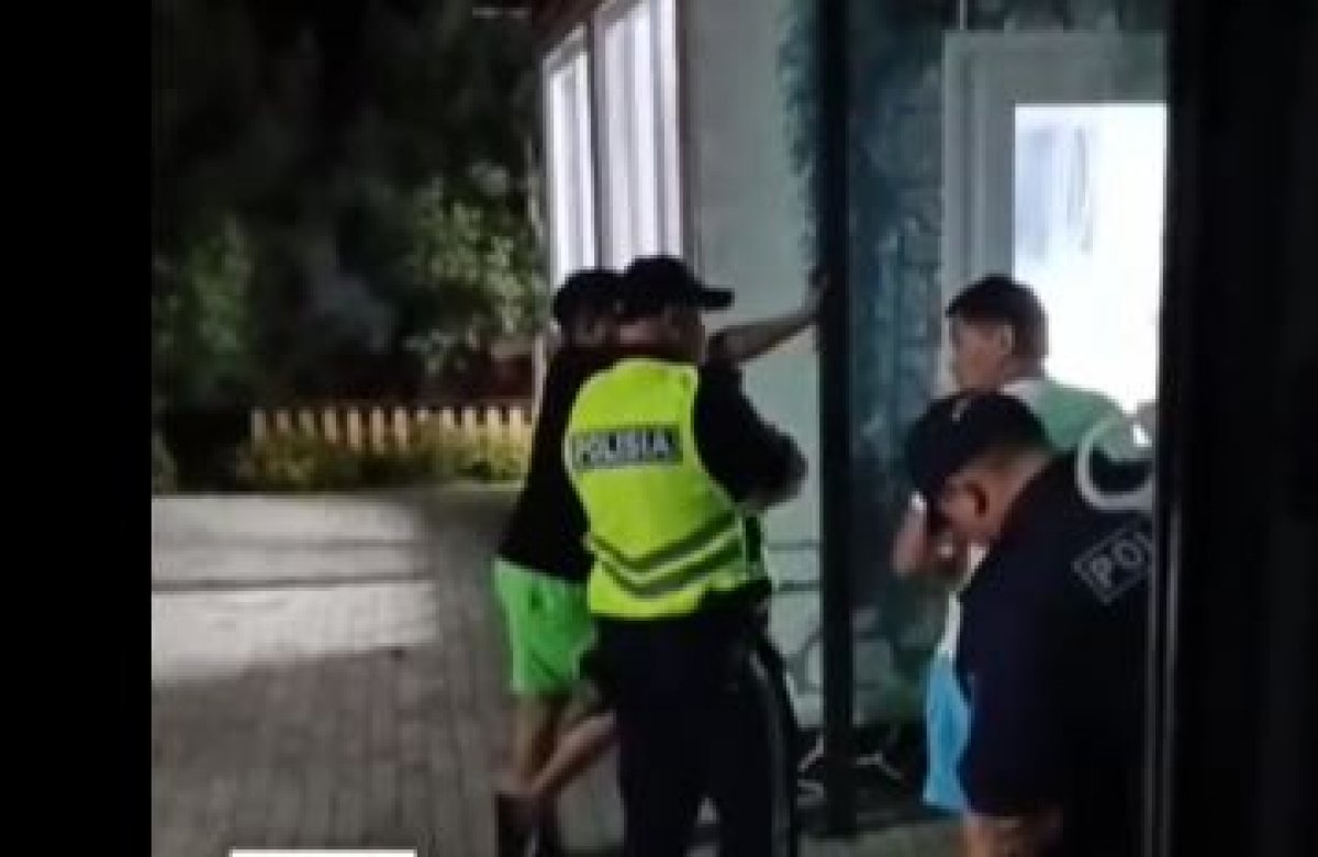 Акмолинский тренер по рукопашному бою оскорбил полицейского: ему грозит лишение лицензии