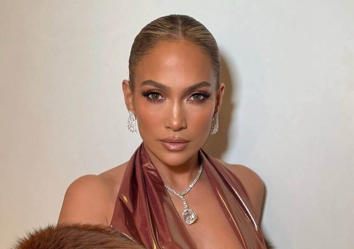 Казахстанцы встретили Дженнифер Лопес на пляже в Египте