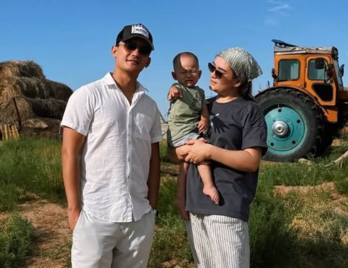 Али Окапов закружил супругу на руках (ВИДЕО)