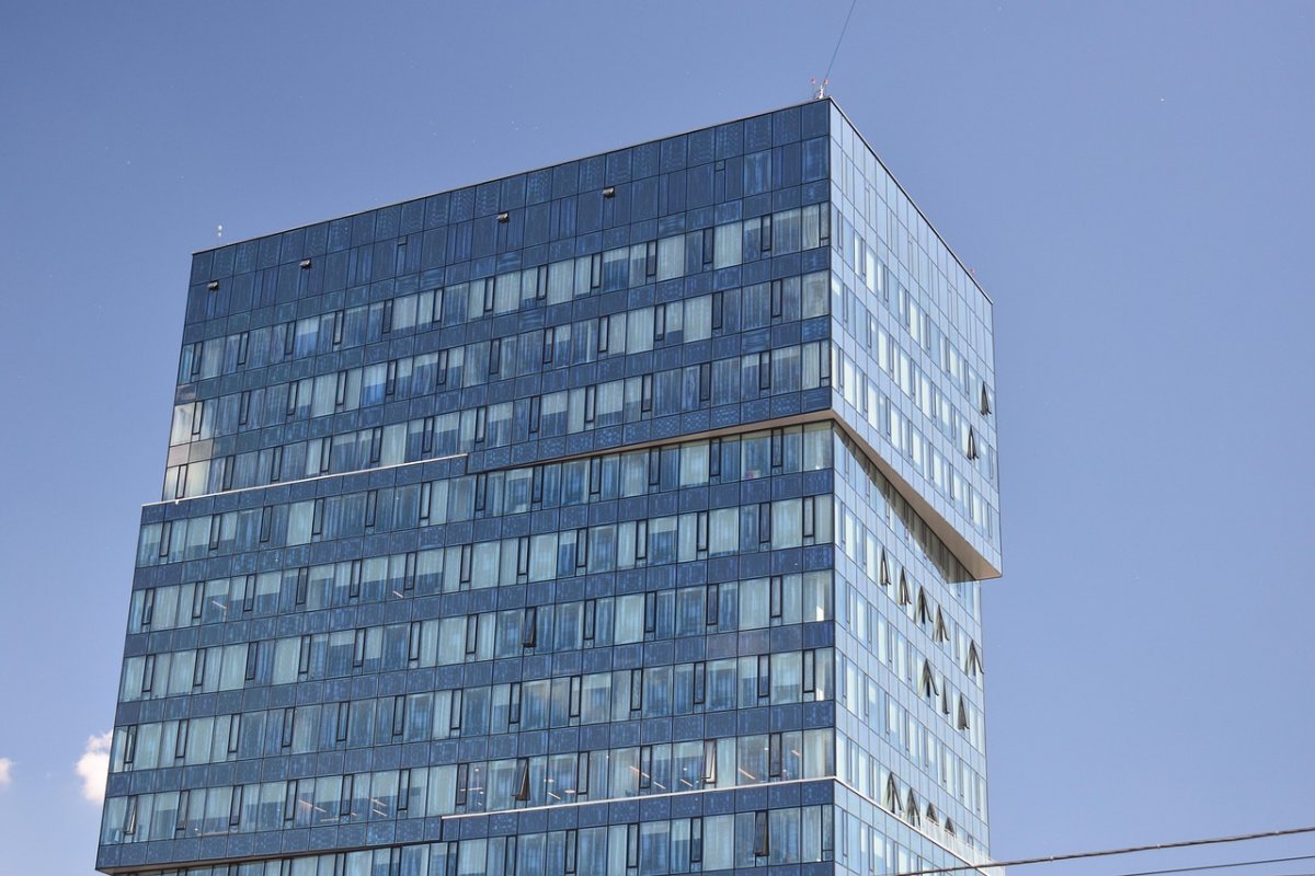 Учительница отвоевала квартиру у акимата Атырау через суд