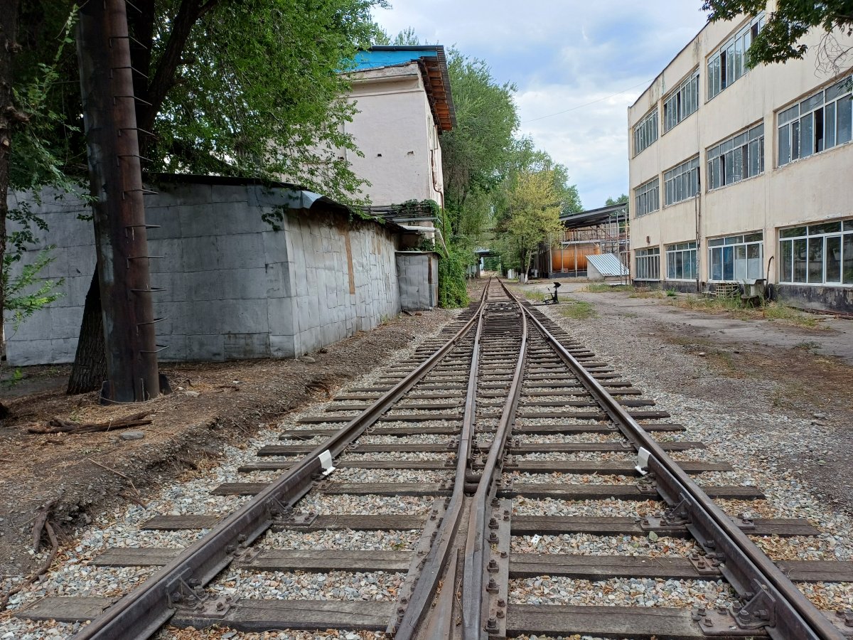 В Казахстане продолжают фиксировать нарушения, связанные с железной дорогой