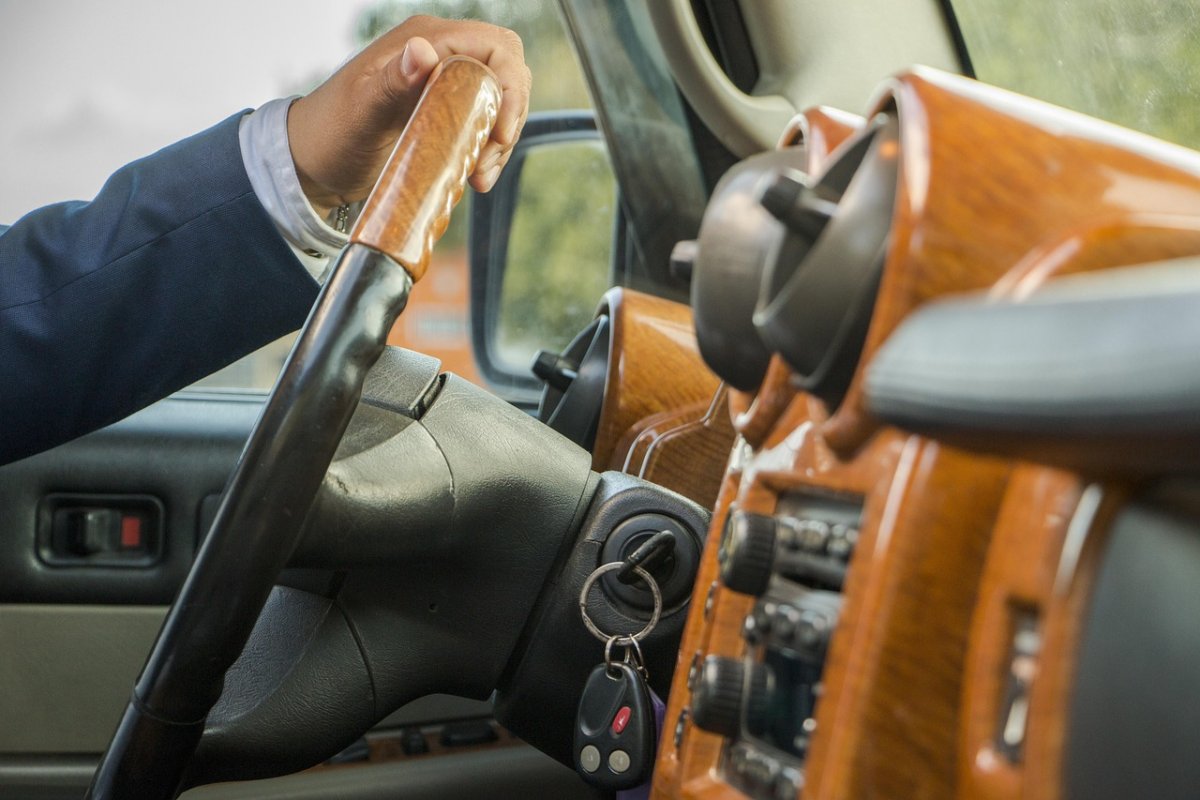 Мужчина с эпилепсией сбил двух людей в Астане