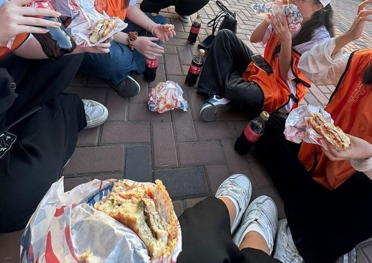 Комитет по охране прав детей прокомментировал скандал с волонтерами в Алматы